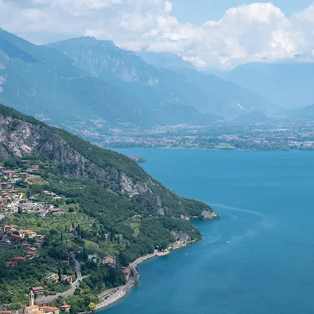 Italian - Garden Iseo